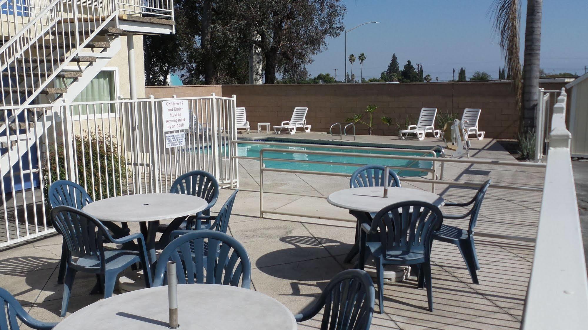 Motel 6 Ontario Airport Exterior foto